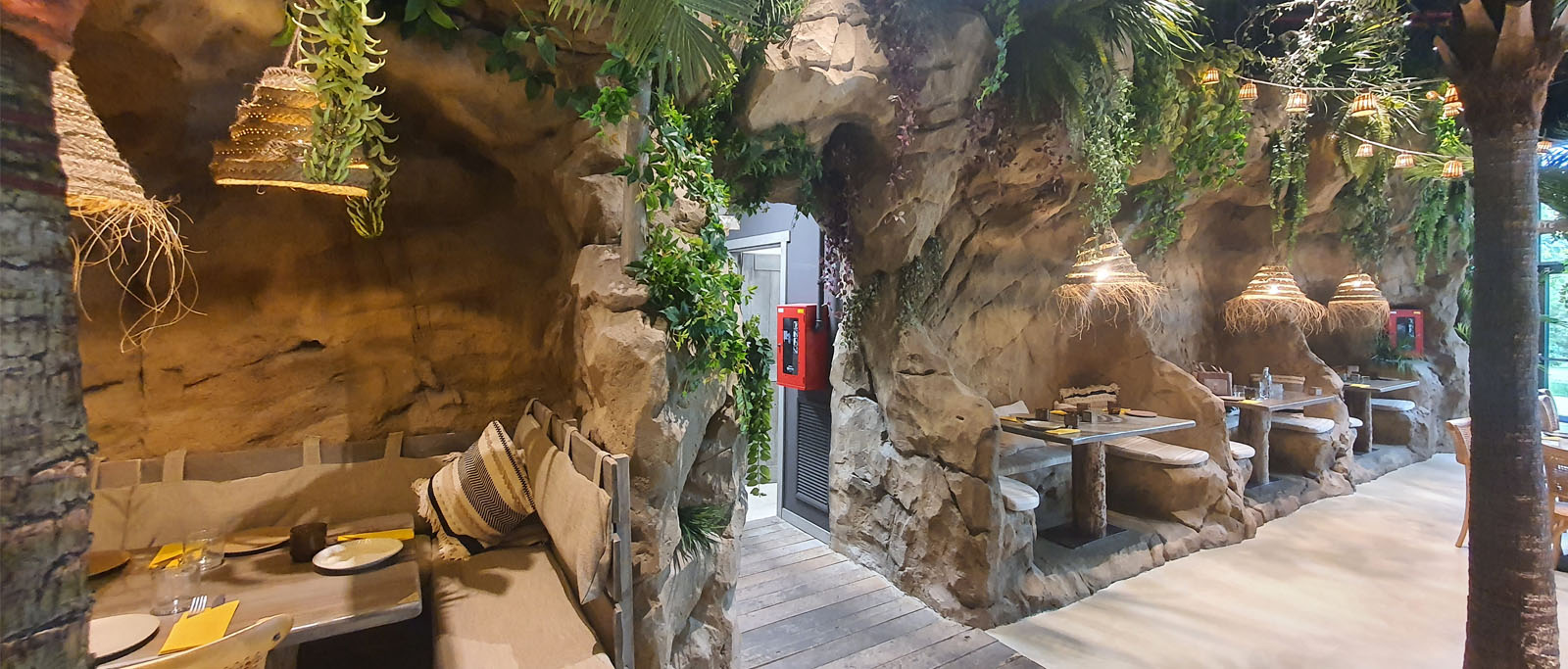 slide-pirates bay milano